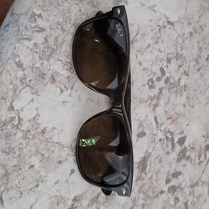 Rayban New Wayfarer with case